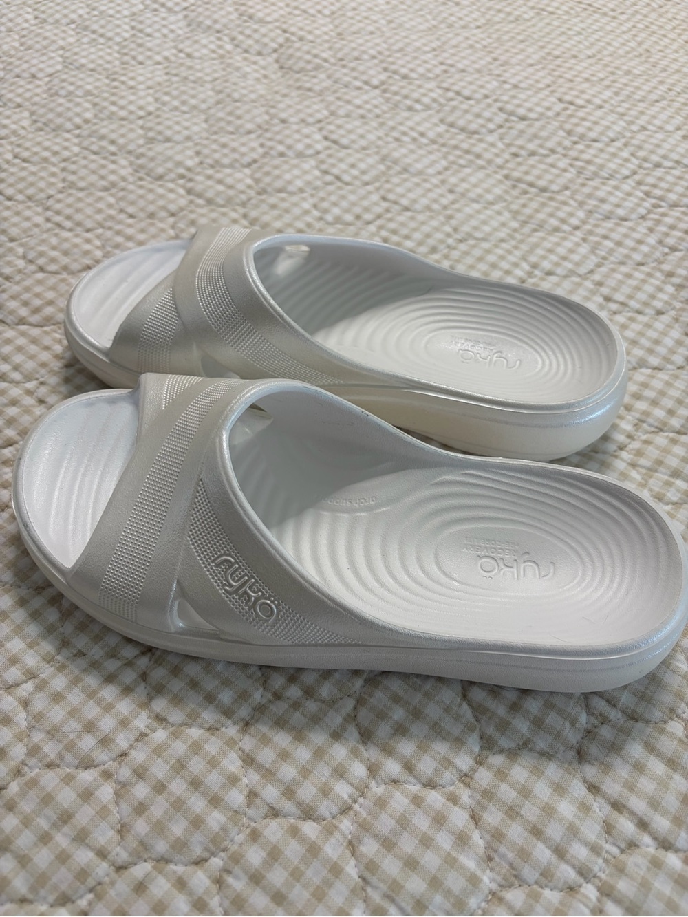 RykaWomen’s Soothe Slide Sandal